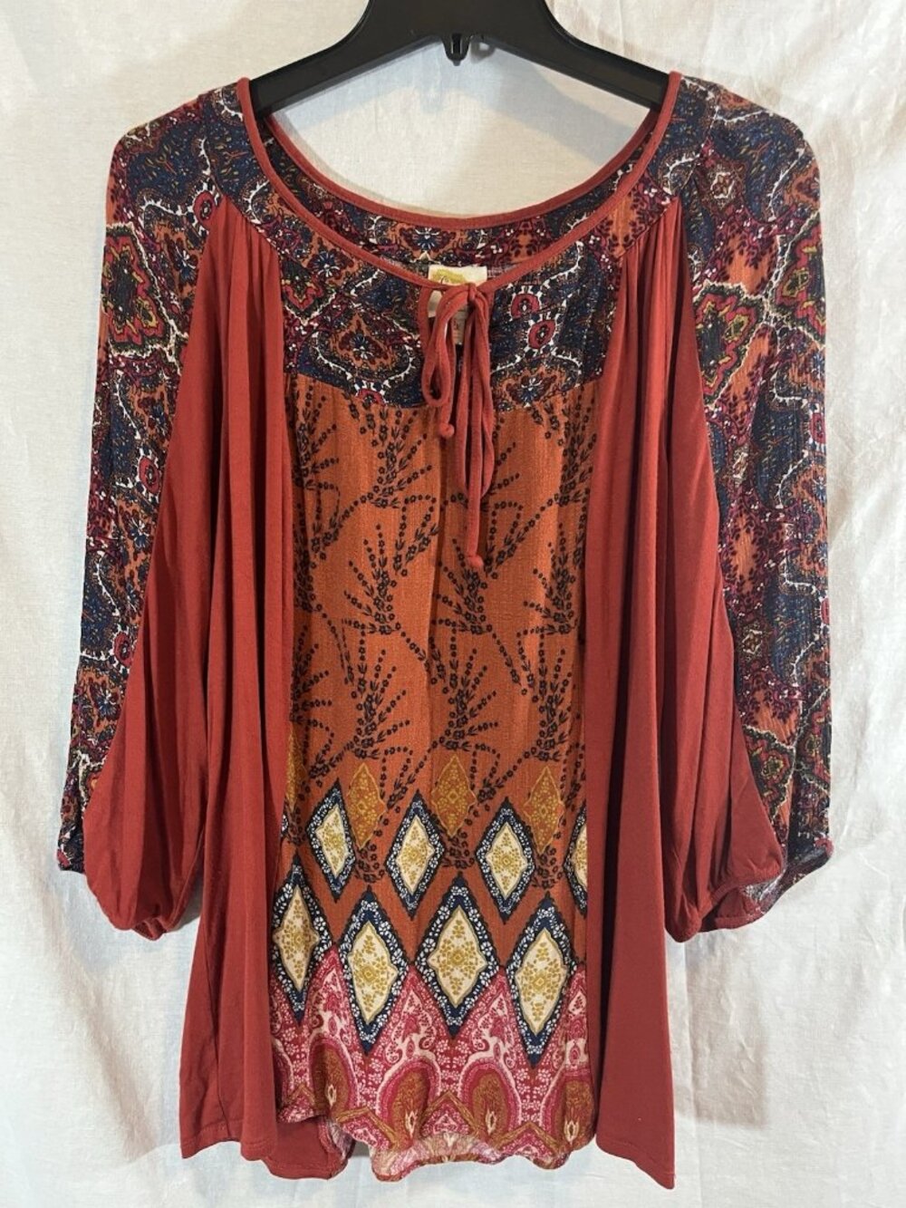 Fig & Flower Women’s 2X Rust Orange Paisley Print Blouse